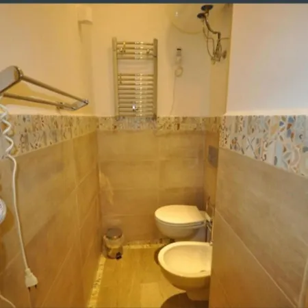 5 Terre Hall Apartmán